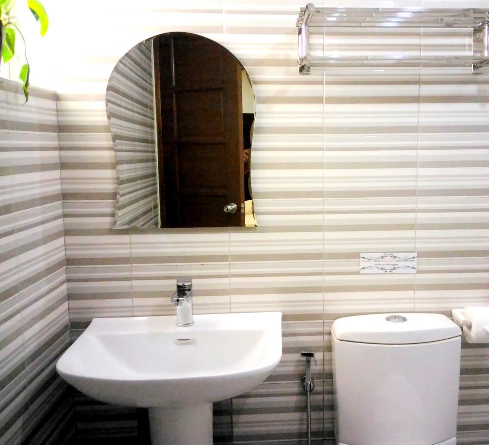The Ambassador Hotel Tacloban Ngoại thất bức ảnh